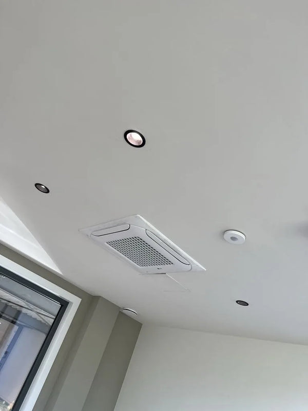 Downlights e focos LED de encastrar: furo, lúmenes, distância e grau IP