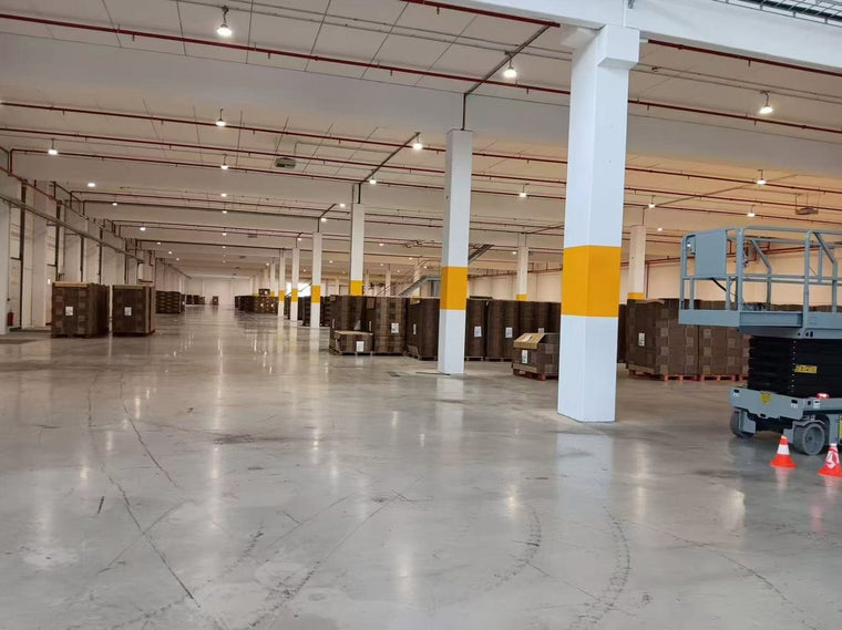 Soenen Golfkarton warehouse in Dilsen-Stokkem lit by LED high bays 150W
